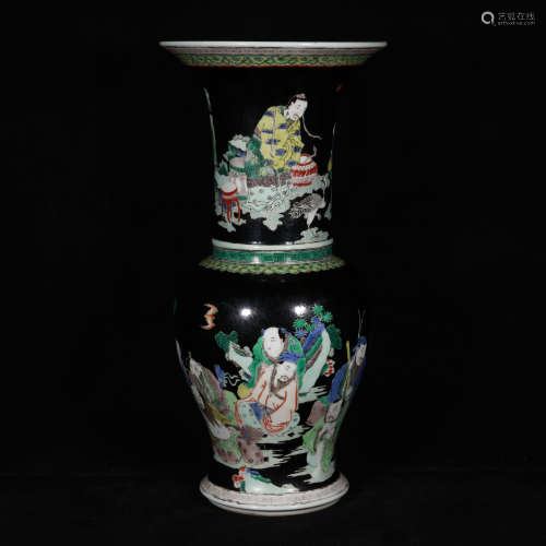 Qing kangxi style wu cai porcelain vase