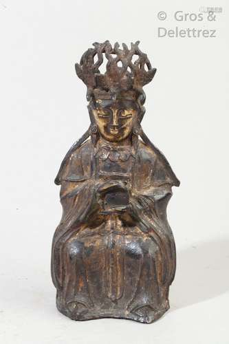 Chine, période Ming, XVIIe siècle Sujet en bronze doré repré...