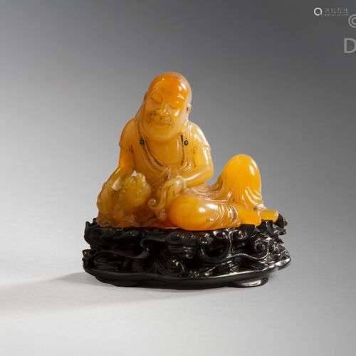 Chine, période République Statuette en shousan jaune, représ...