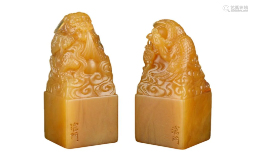 PAIR OF TIANHUANG STONE 'DRAGON AND PHONIX' SEAL