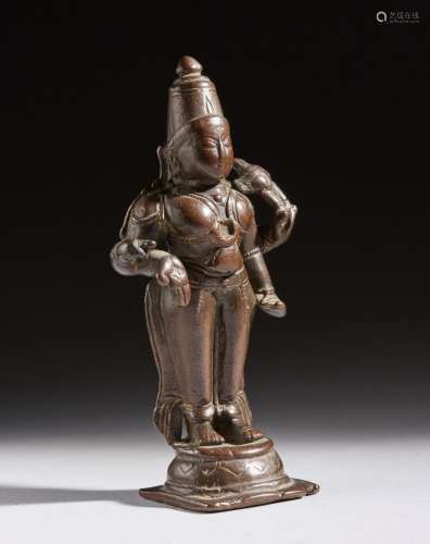 Arte Indiana A four-armed bronze figure of Vishnu India, 17t...