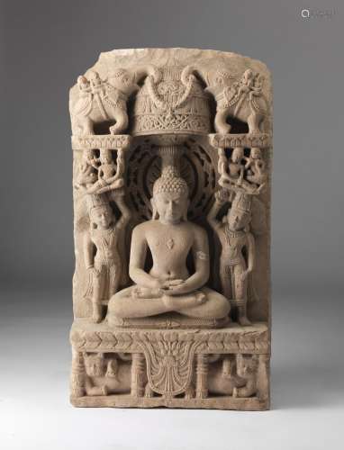 Arte Indiana A Jain sandstone sculpture of a TirthankaraNort...