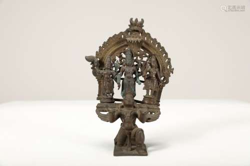 Arte Indiana A bronze altar devoted to Lord Vishnu Southern ...