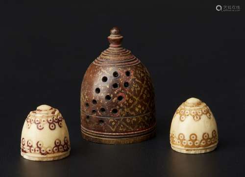 Arte Islamica A group of three ivory games pieces India and ...