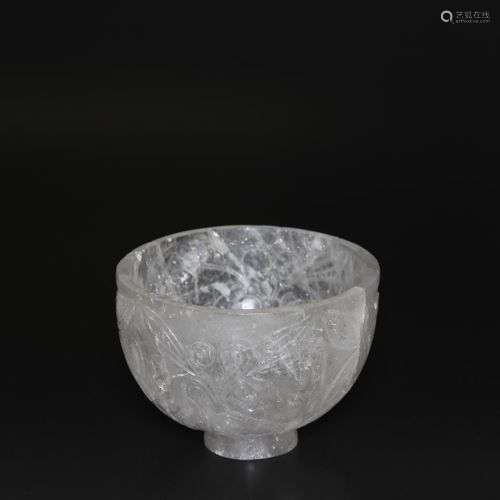 Arte Indiana A rock crystal Mughal bowl carved with petals a...