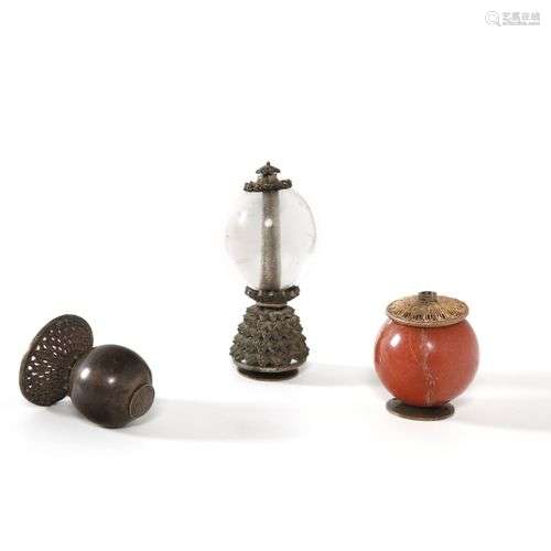 Arte Islamica A group of three finials Turkey and India, 19t...