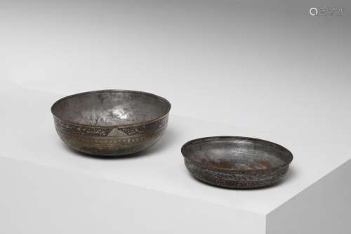 Arte Islamica Two tinned copper Safavid bowls Iran, 17th-18t...