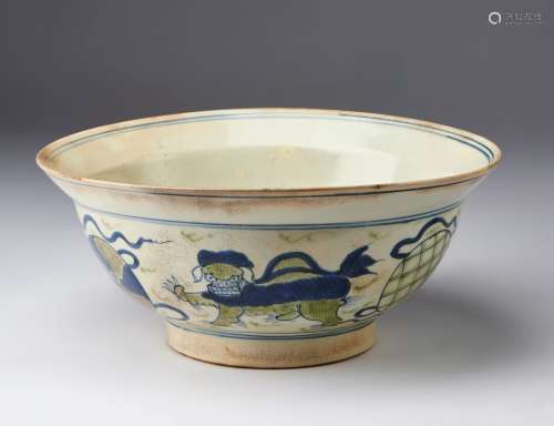Arte Islamica A Ming Chinese style pottery bowl Possibly Saf...