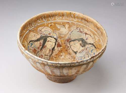 Arte Islamica A large Persian minai style pottery bowl.