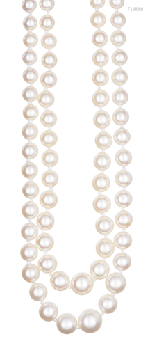 MIKIMOTO collier deux rangs de perles en chute