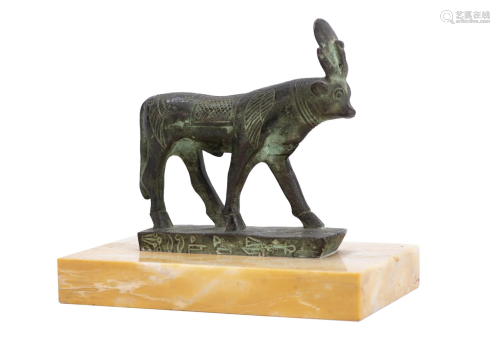 Taureau Apis d'Egypte en bronze plein, XIXe