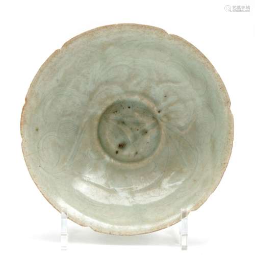 A Qingbai bowl with comb and incised decoration