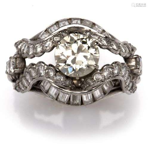 A 14k white gold diamond dress ring