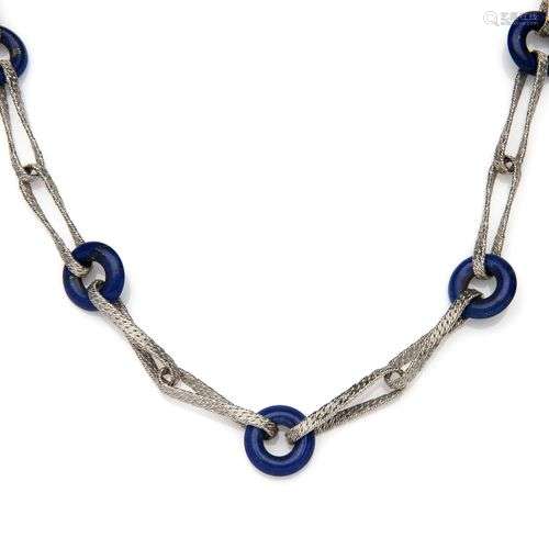 An 18k white gold lapis lazuli necklace