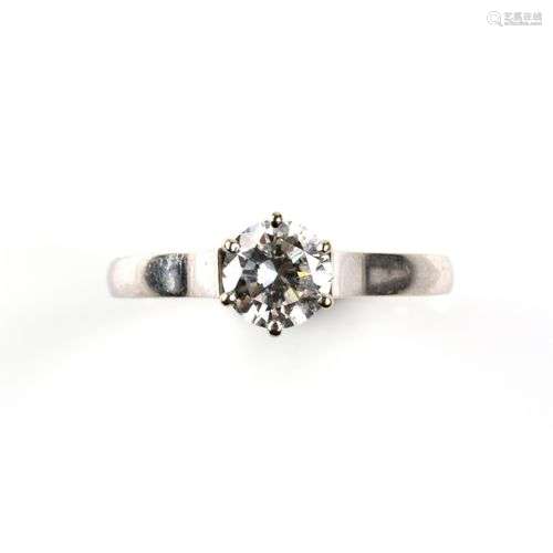 A diamond single stone ring