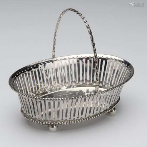 A French silver small basket