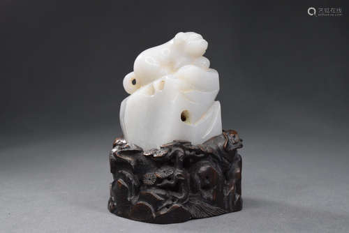 A White Jade Beast on the Rock Figure Statue