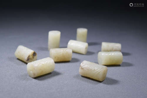 A Group of White Jade Bead Set