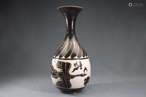 A Ding Ware White and Black Bird Pattern Porcelain Vase