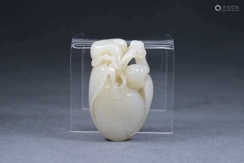 A White Jade Crane Figure Ornament