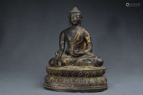 A Bronze of Medicine Guru Buddha Figure Statue