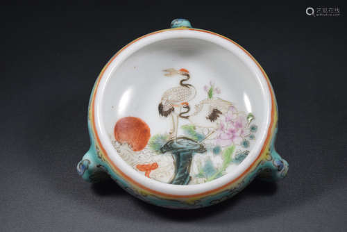 A Famille Rose Green Base Drawing Crane Porcelain Dish