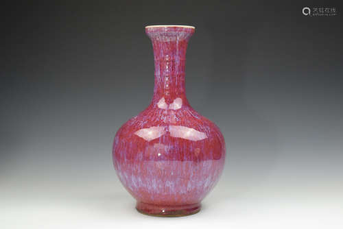 A Purple Glazed Procelain Vase
