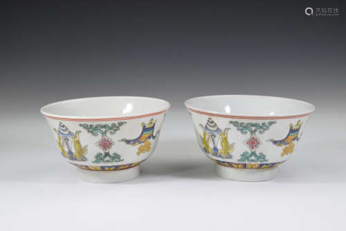 A Pair of Famille Rose Porcelain Bowl
