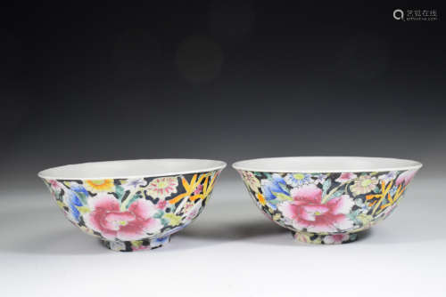 A Pair of Famille Rose Black Base with Flower Pattern Porcel...