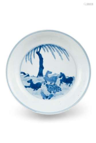 A BLUE AND WHITE 'EIGHT HORSES OF WANG MU' PORCELAIN DISH Ch...