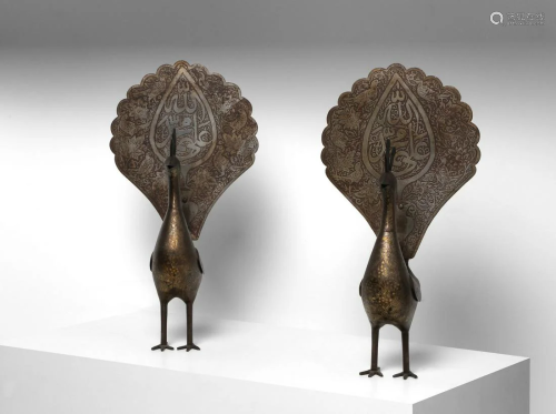 Arte Islamica A pair of Qajar large iron peacocks