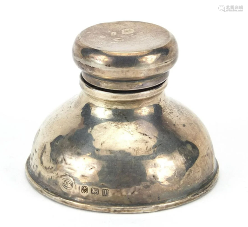 M Emmanuel, Edward VII silver inkwell with hinged lid,