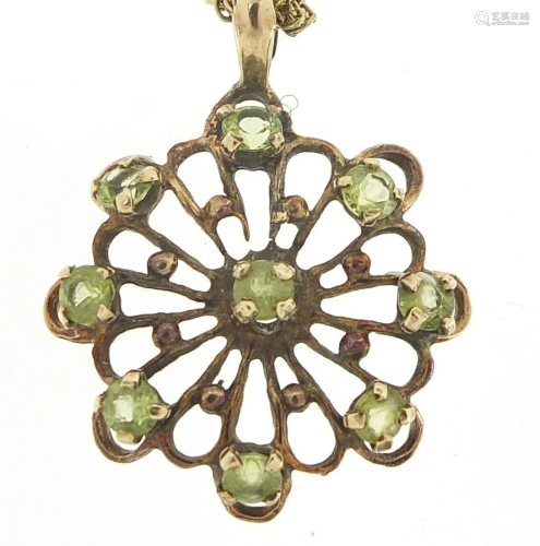 9ct gold peridot pendant on a 9ct gold necklace, 2.5cm