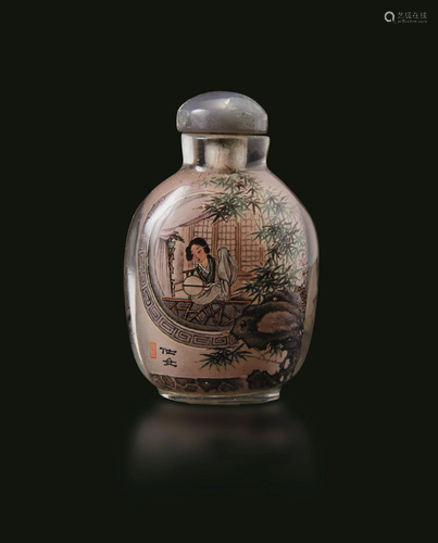 A glass snuff bottle, China, 1900s