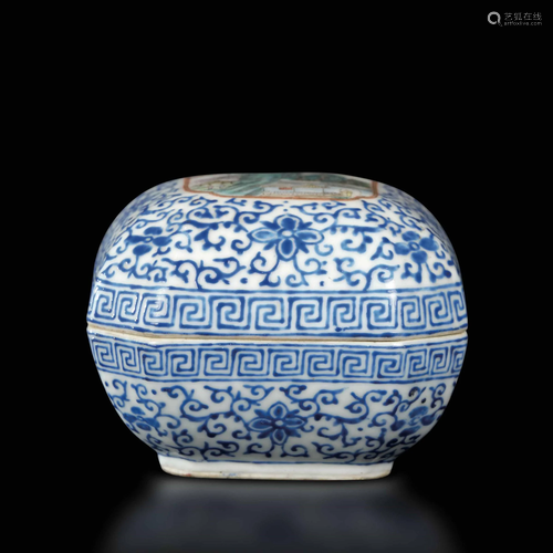 A porcelain box, China, Republic, 1900s