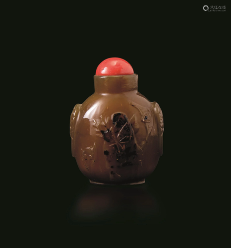 An agate snuff bottle, China, Qing Dynasty, 1800s