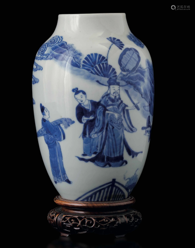 A porcelain vase, China, Qing Dynasty