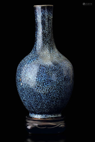 A flambÃ© porcelain vase, China, Qing Dynasty