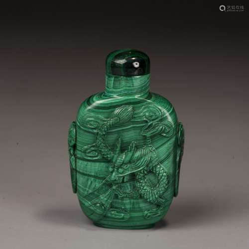 Malachite snuff bottle