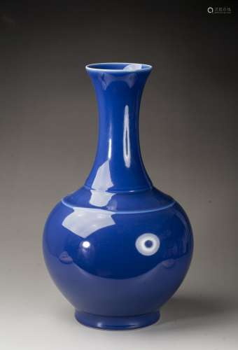 Guangxu Ji Blue Glazed Vase, qing dynasty, china