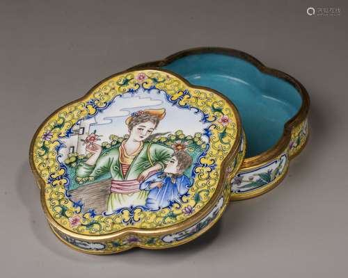 copper box with enamel lid, Qianlong period, Qing Dynasty