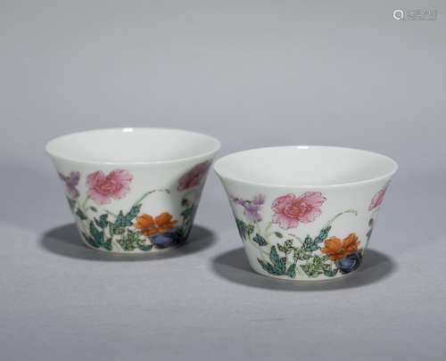 A pair of small famille rose flower cups, Yongzheng period, ...