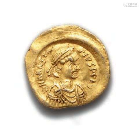 ANASTASE (491-518)Trémissis. Constantinople. 1,40 g.Son bust...