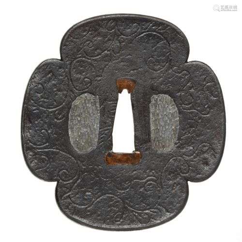Tsuba. Le fer. Période Edo, vers 1600 Signe : Nobuie Forme M...