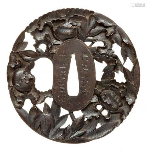 Tsuba. Le fer. Période Edo, 2e moitié du 18e siècle. Presque...