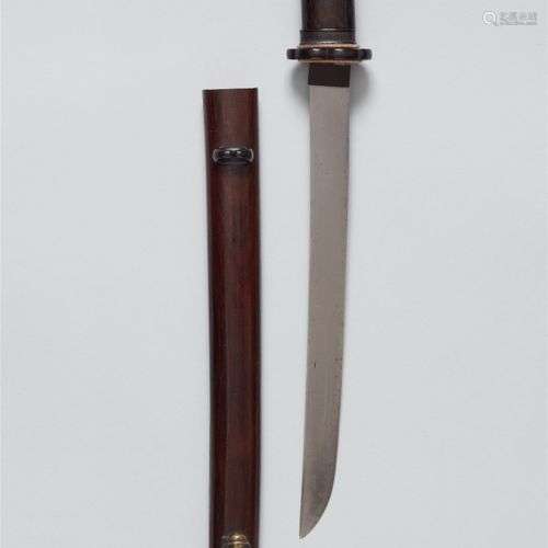 Tanto, 19ème/20ème siècle. Lame : L 22,9 cm, hira zukuri, ka...