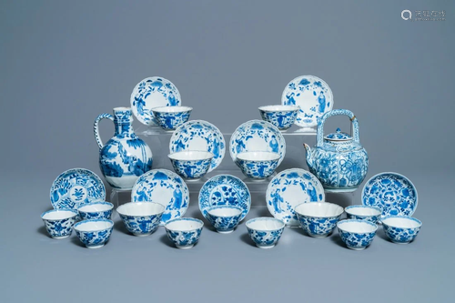 A collection of Chinese and Japanese blue and white