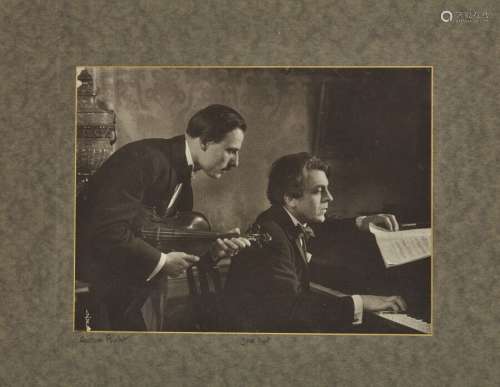 Laure Albin GUILLOT (1879-1962). Le violoniste Gaston Poulet...