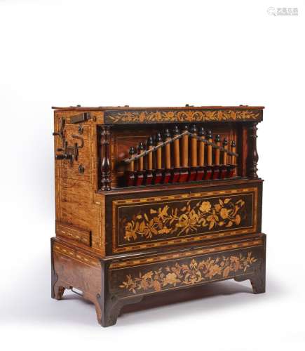WEISER et NEUMANN 1860/70 Très bel orgue de danse, à poser a...