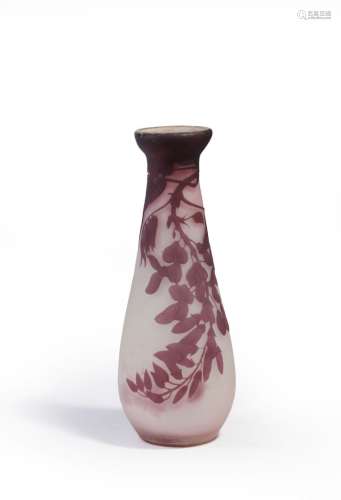 Établissements GALLÉ (1904-1936) Vase ovoïde à col conique. ...